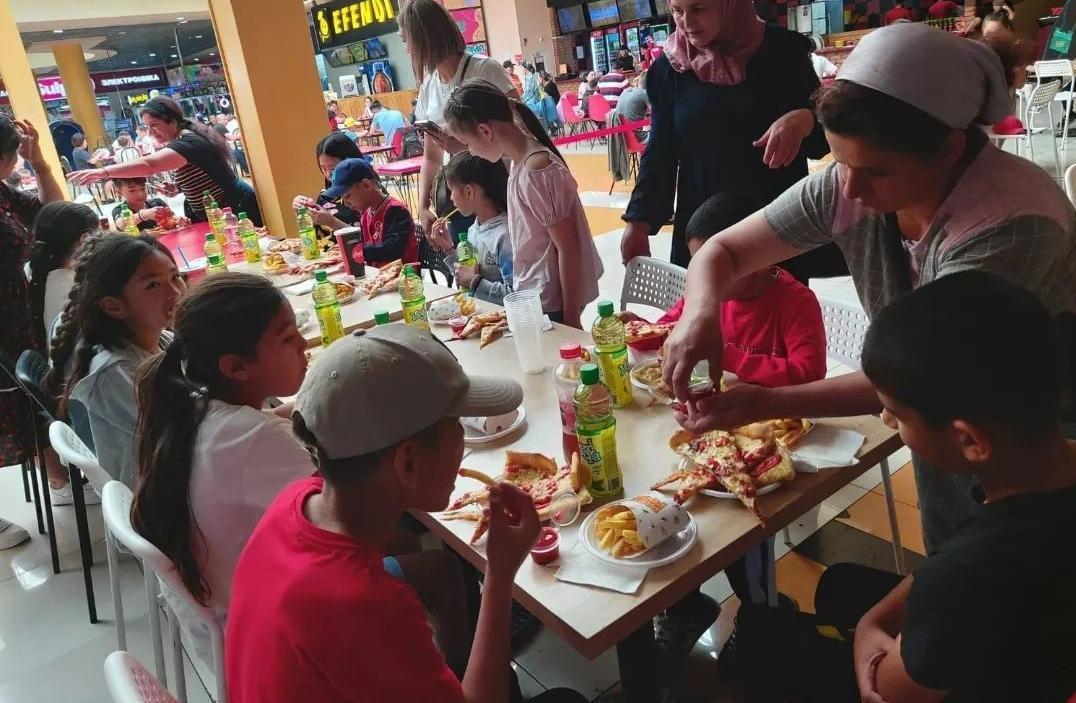 4 сынып оқушыларының Талдықорған қаласындағы CITY PLUS ойын-сауық орталығындағы демалысы